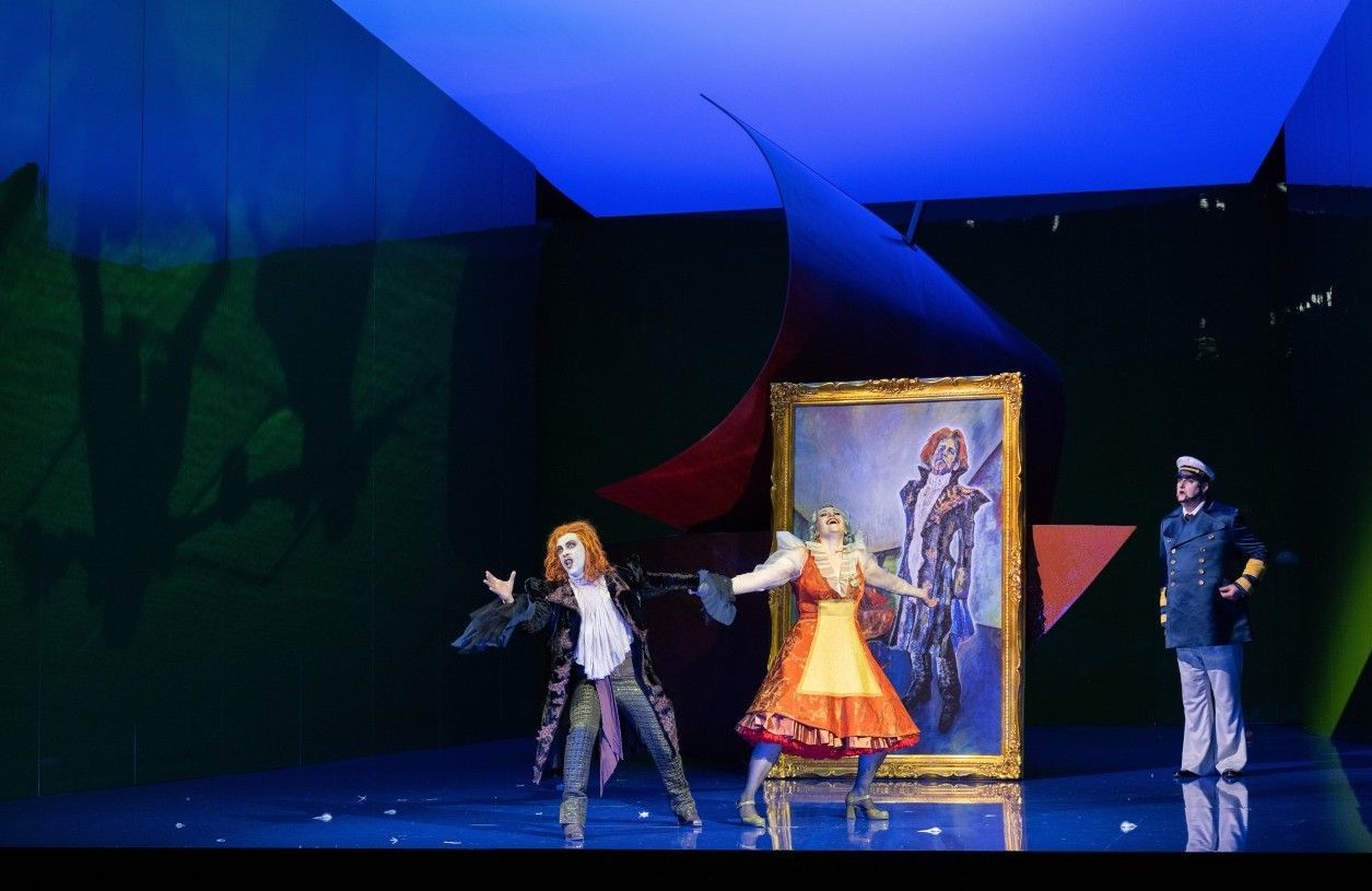 Günter Papendell (Dutchman), Daniela Köhler (Senta) and Jens Larsen (Daland) &copy; Monika Rittershaus