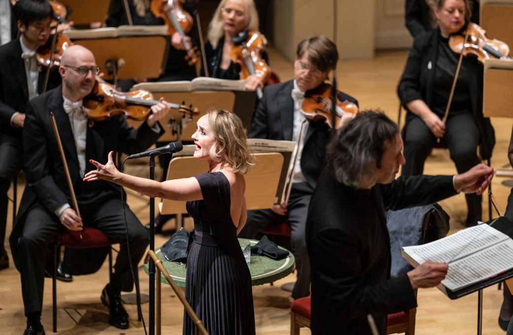 Katharine Mehrling and the Berlin Radio Symphony Orchestra © Stefan Maria Rother