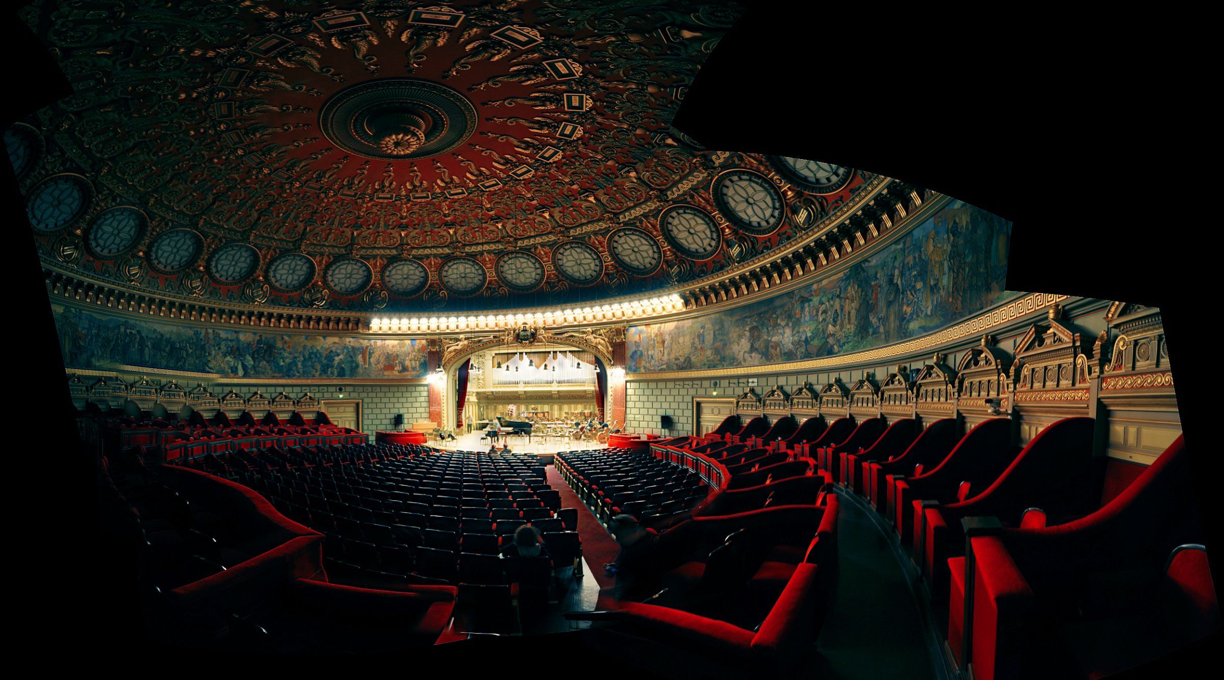 The Romanian Athenaeum, Bucharest © Flickr | Fusion-of-horizons