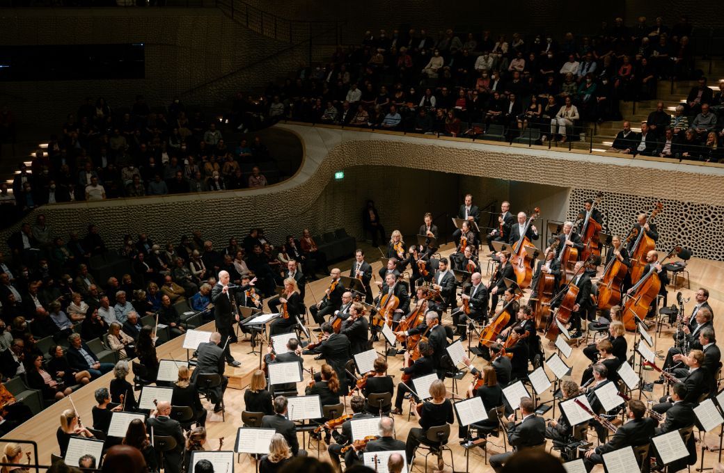 Paavo Järvi and the Tonhalle Zürich © Daniel Dittus