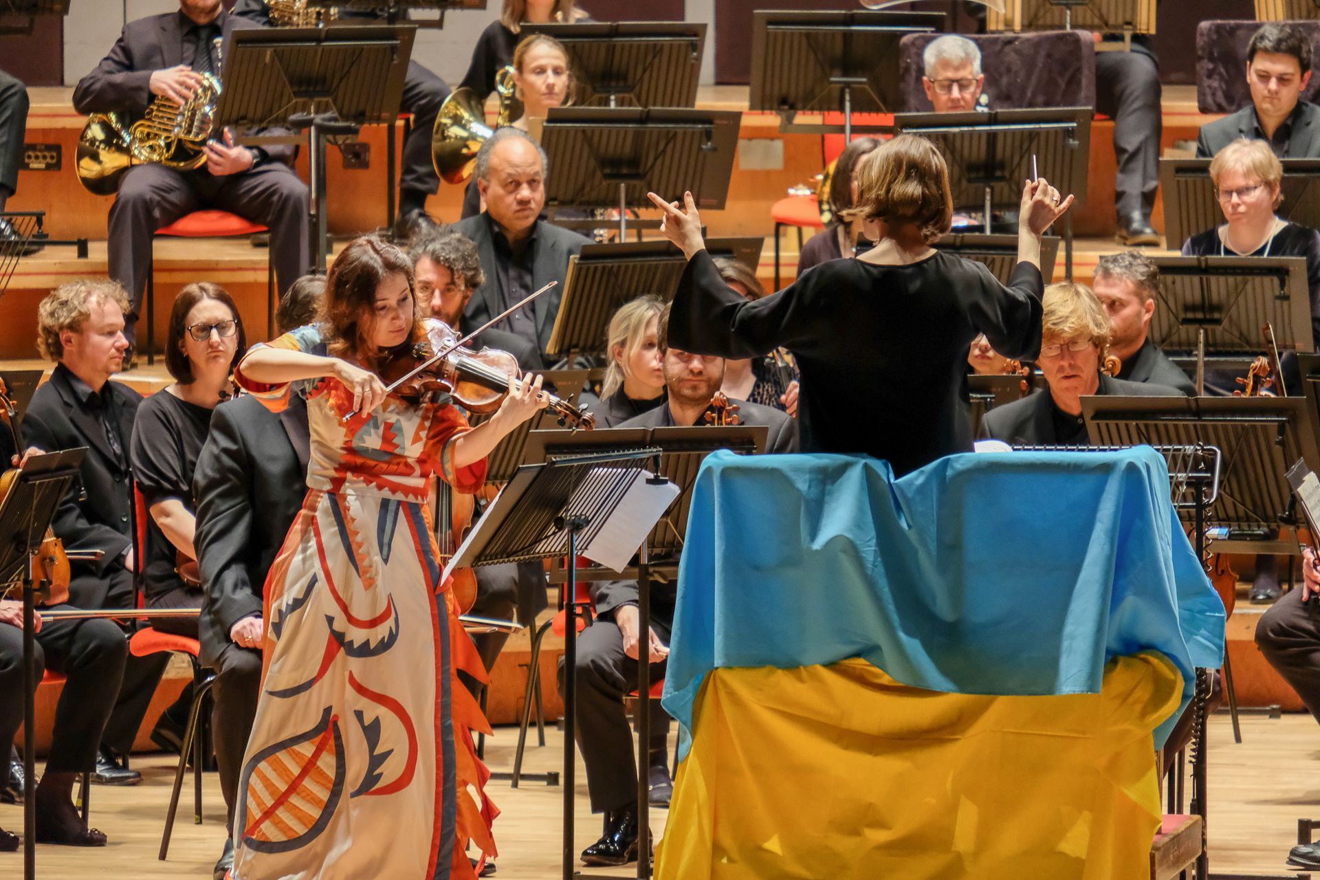 Patricia Kopatchinskaja, performing with the CBSO © Hannah Fathers