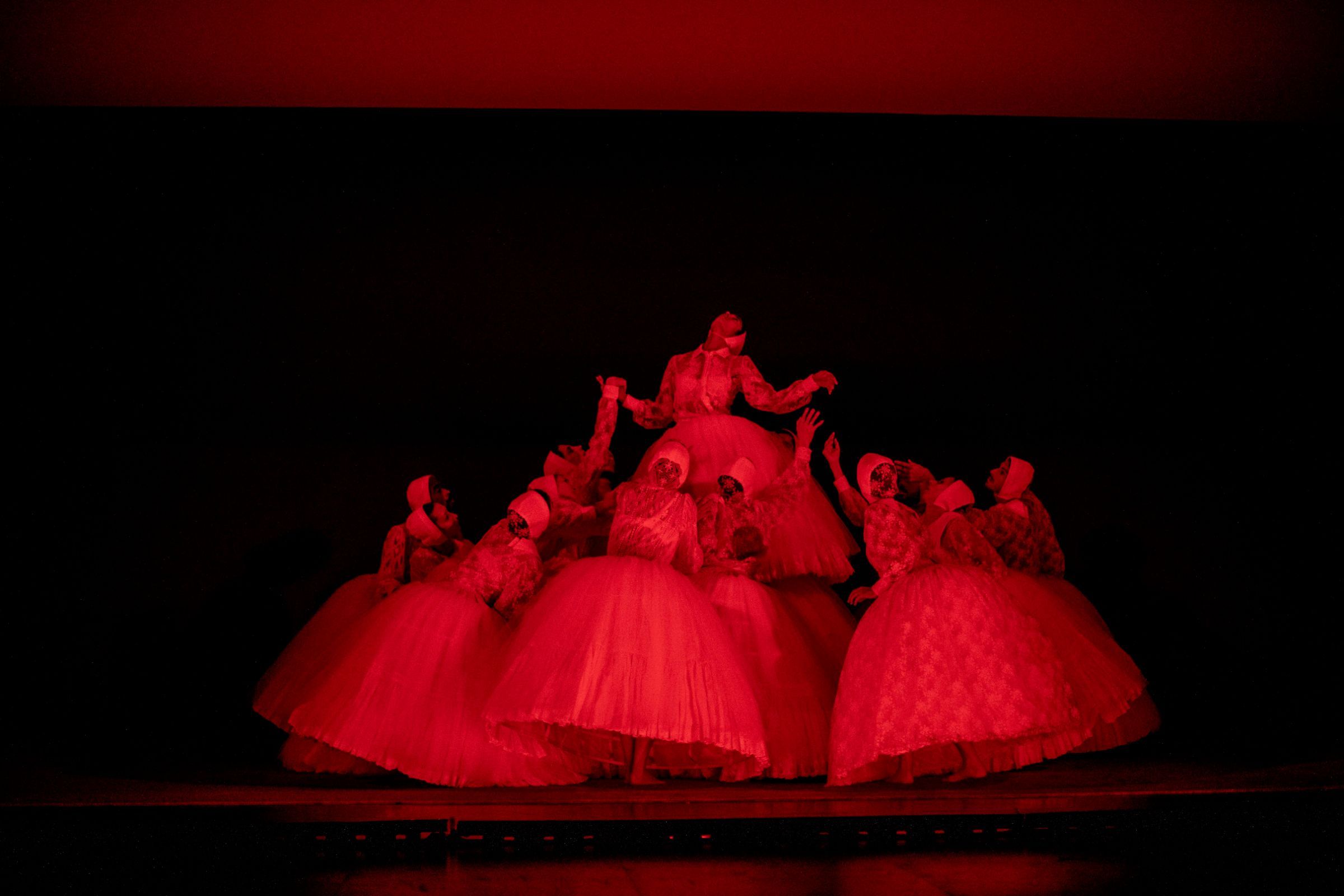 <i>La Belle au bois dormant</i> de Marcos Morau © Jean-Louis Fernandez