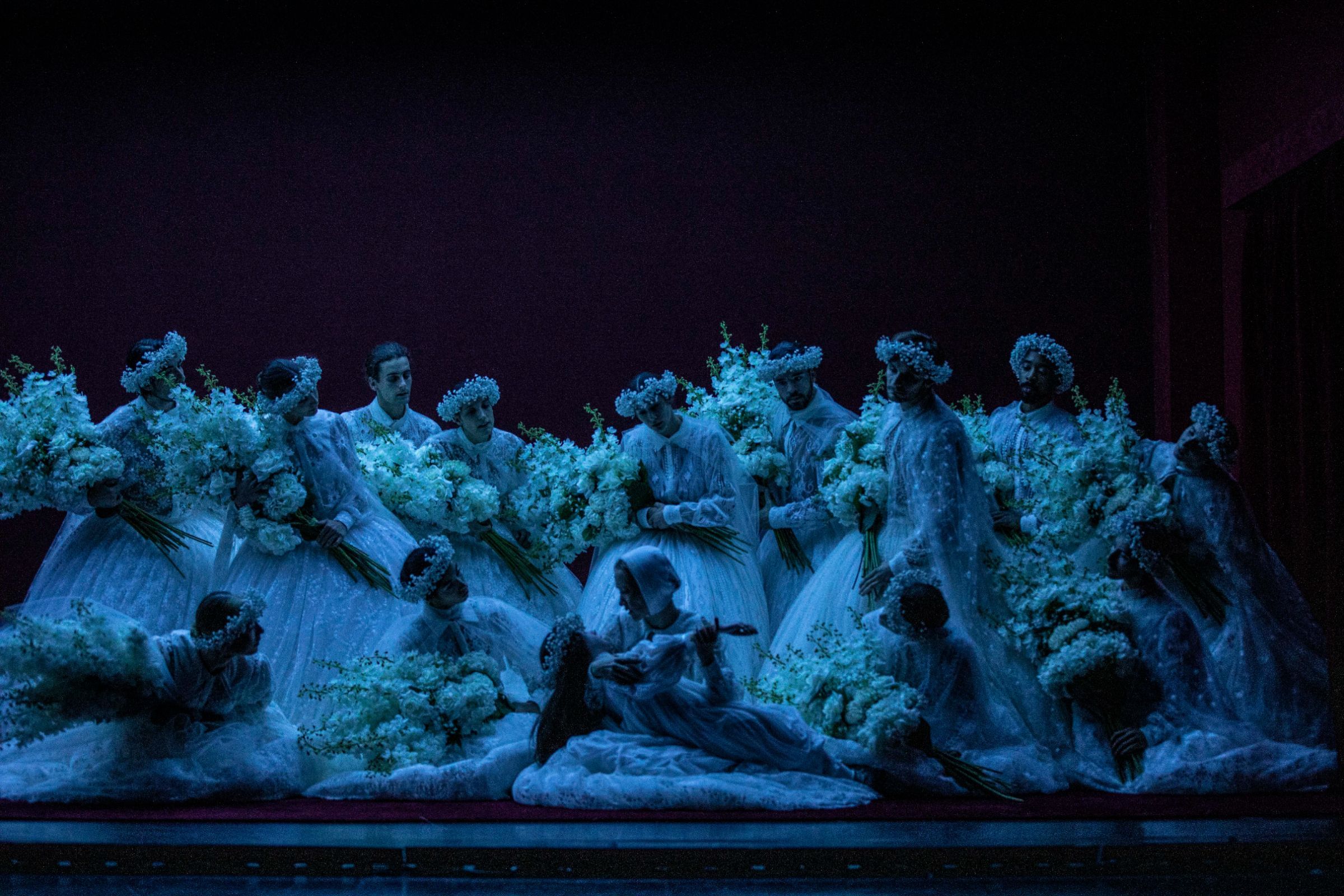 <i>La Belle au bois dormant</i> de Marcos Morau © Jean-Louis Fernandez