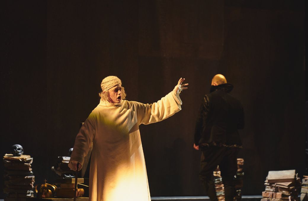 Alexander Vinogradov (Grande Inquisitore) and Mikhail Petrenko (Filippo) © Michele Monasta | Maggio Musicale Fiorentino