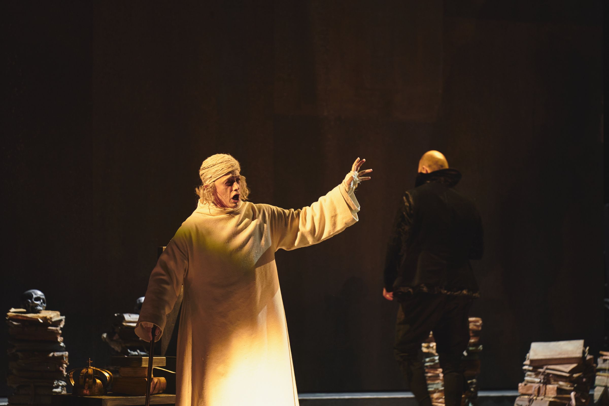 Alexander Vinogradov (Grande Inquisitore) and Mikhail Petrenko (Filippo) © Michele Monasta | Maggio Musicale Fiorentino