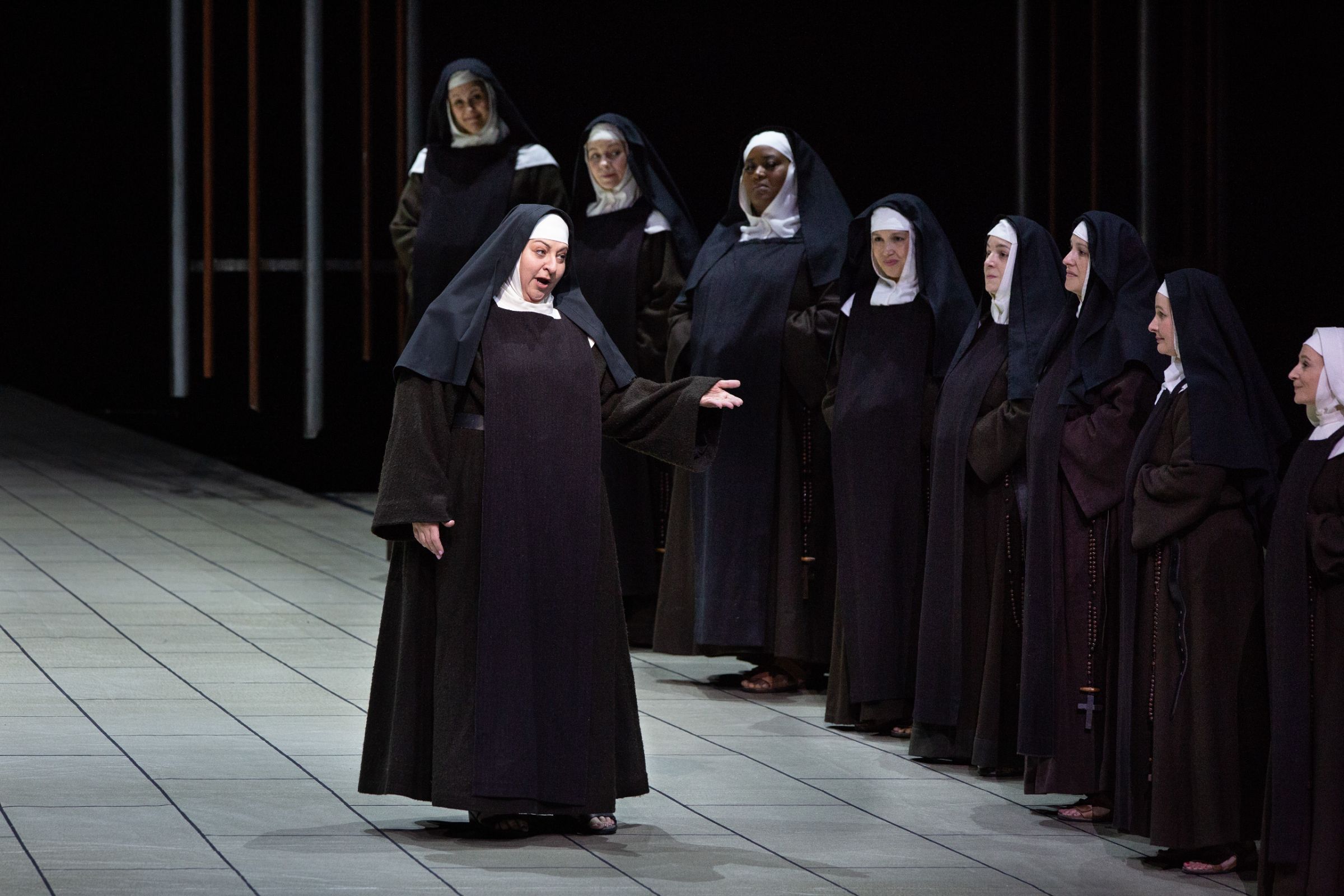 Christine Goerke (Madame Lidoine) &copy; Marty Sohl | Met Opera