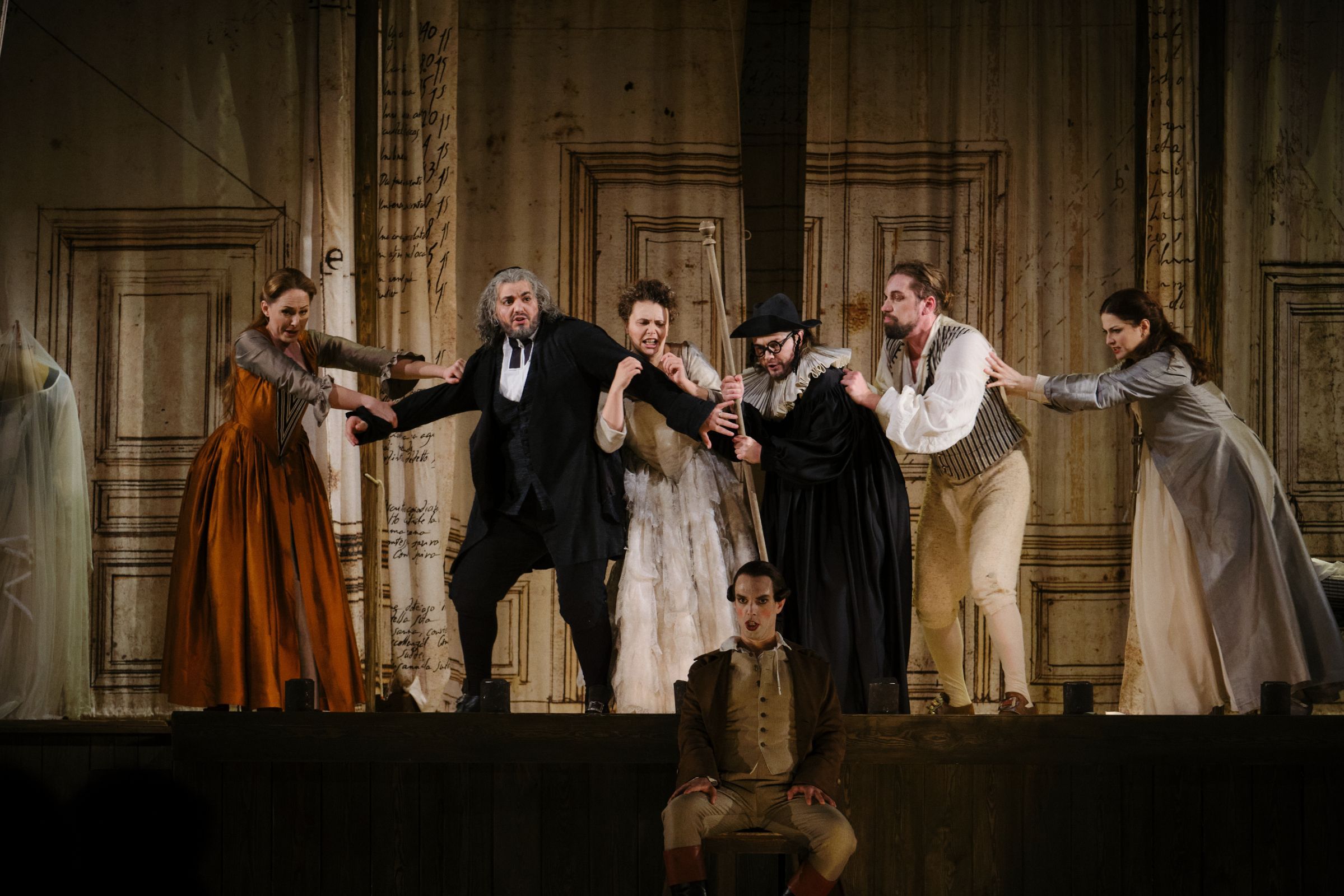 <i>Les Noces de Figaro</i> dans la mise en scène d'Ivan Alexandre au Liceu © Paco Amate