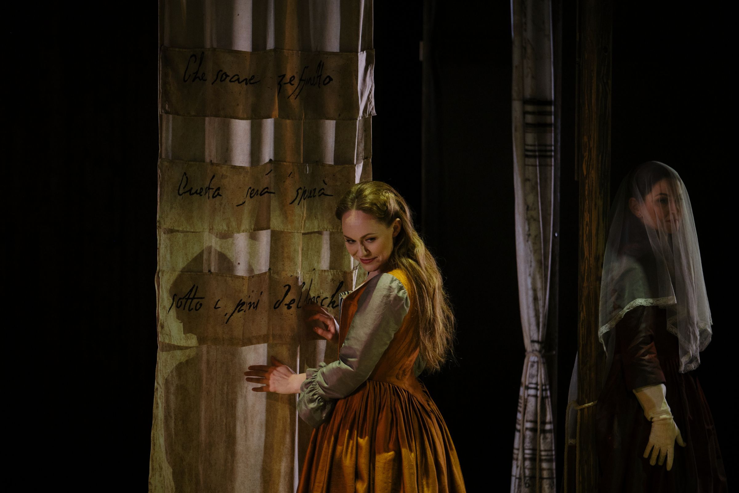<i>Les Noces de Figaro</i> dans la mise en scène d'Ivan Alexandre au Liceu © Paco Amate