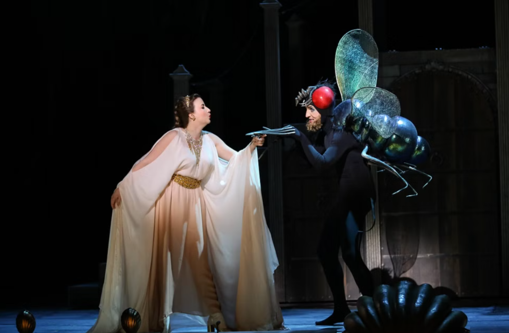 Hedwig Ritter (Eurydike) und Marco Di Sapia (Jupiter) &copy; Barbara P&aacute;lffy | Volksoper Wien