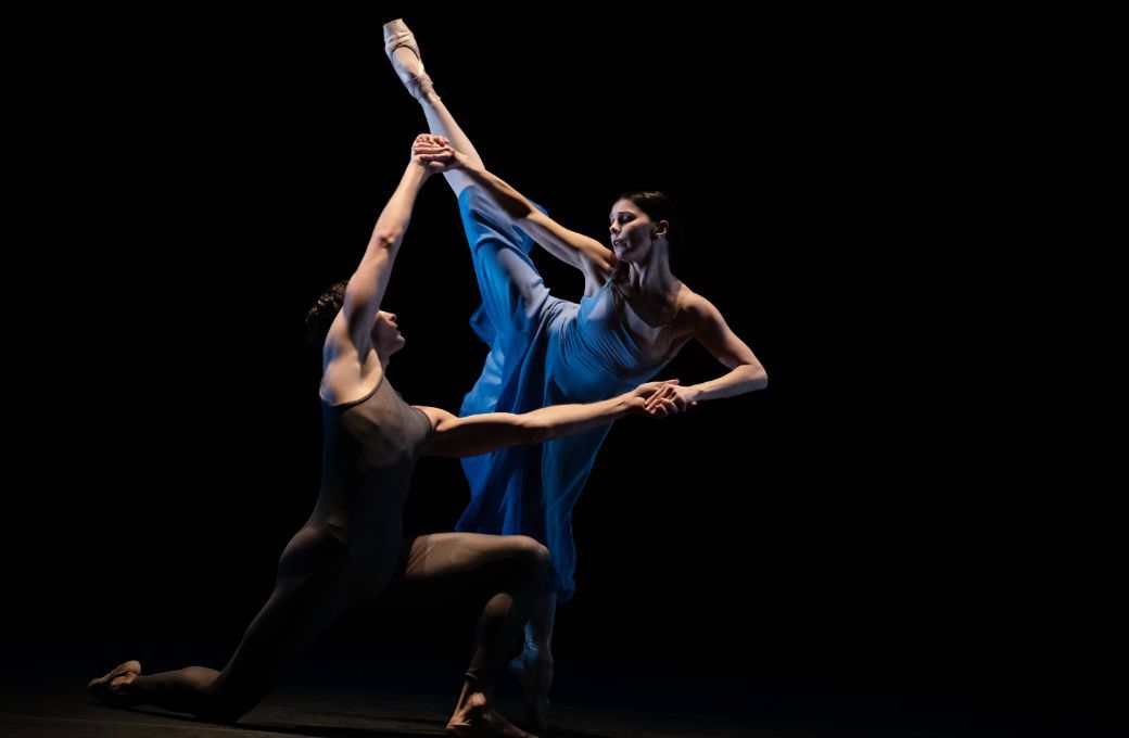 Reece Clarke and Natalia Osipova in <i>Valse Triste</i> © Julieta Cervantes
