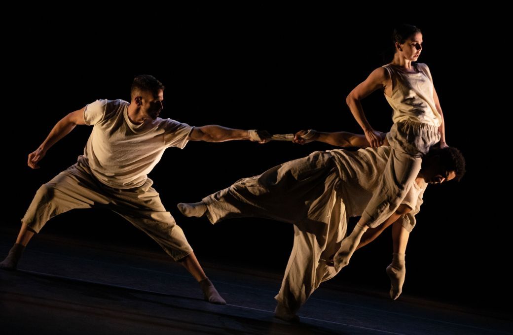 Jason Kittelberger, Natalia Osipova, Marcelino Sambé in <i>Weight of It</i> © Julieta Cervantes