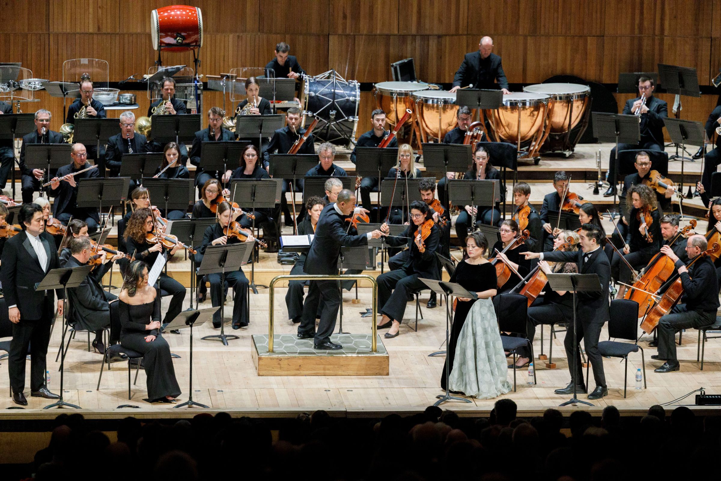 Tan Dun conducts the London Philharmonic Orchestra &copy; London Philharmonic Orchestra