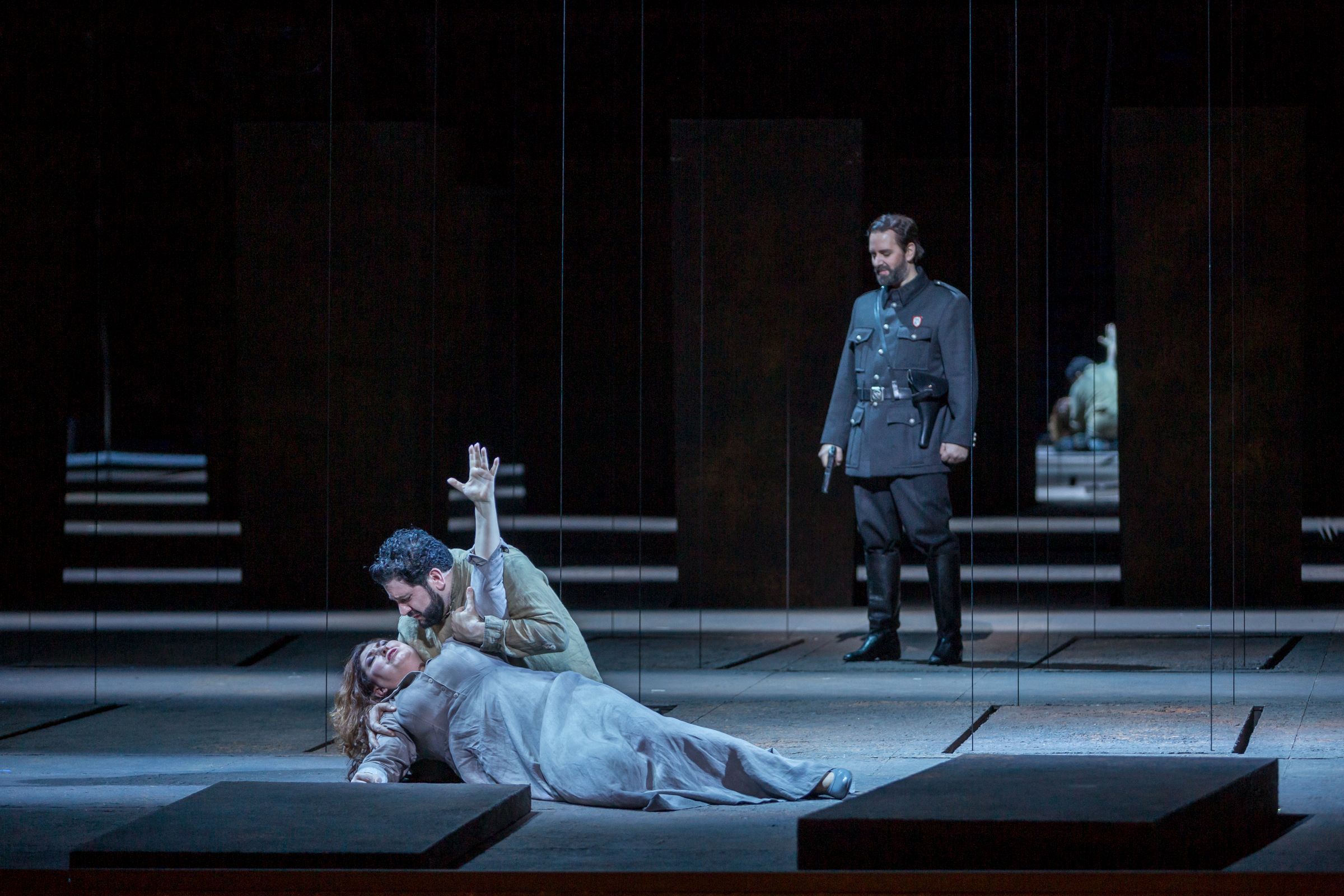 <i>Le Trouvère</i> à l'Opéra Bastille &copy; Sébastien Mathé / Opéra national de Paris