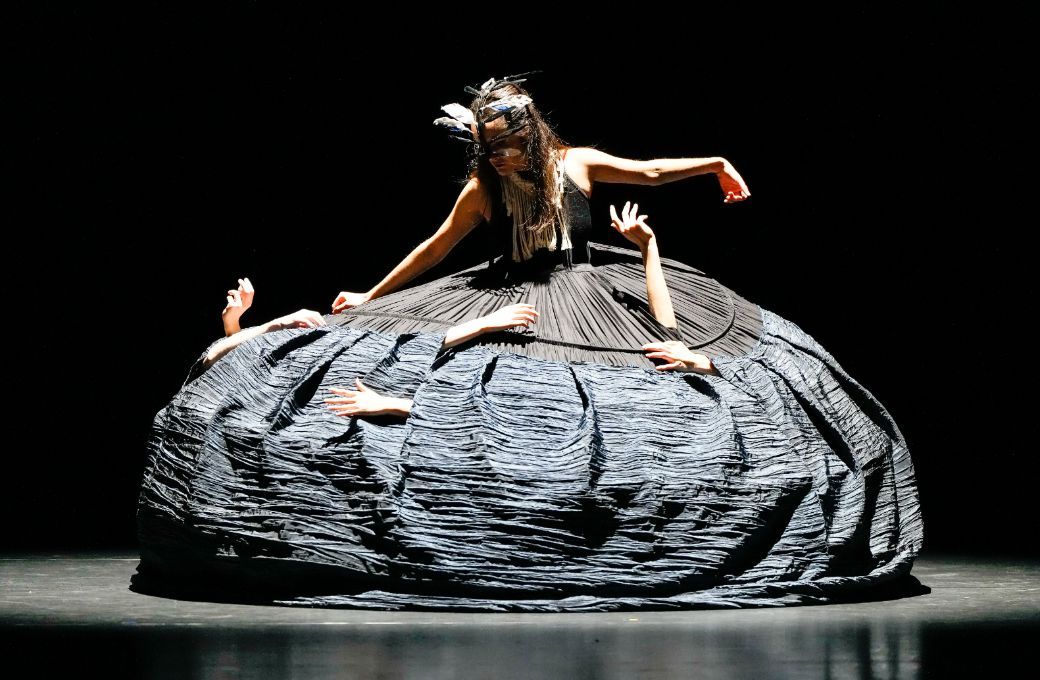 <i>Earth spell</i> &copy; Roman Novitzky | Stuttgarter Ballett