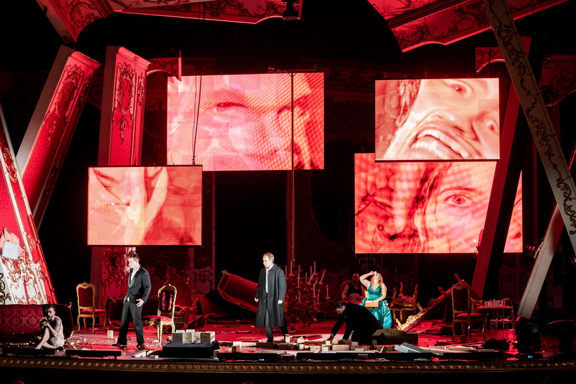 <i>War and Peace</i> &copy; Valter Berecz | Hungarian State Opera