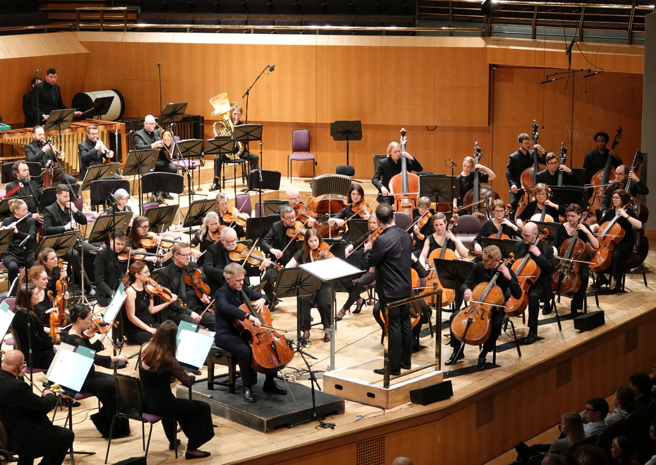 Alban Gerhardt, Ben Gernon and the BBC Philharmonic &copy; BBC Philharmonic