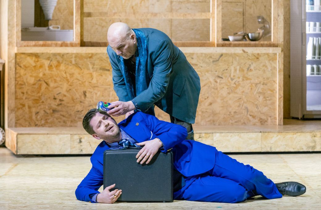 Claudio Otelli (Falstaff) und Samuel Hasselhorn (Ford) &copy; Pedro Malinowski