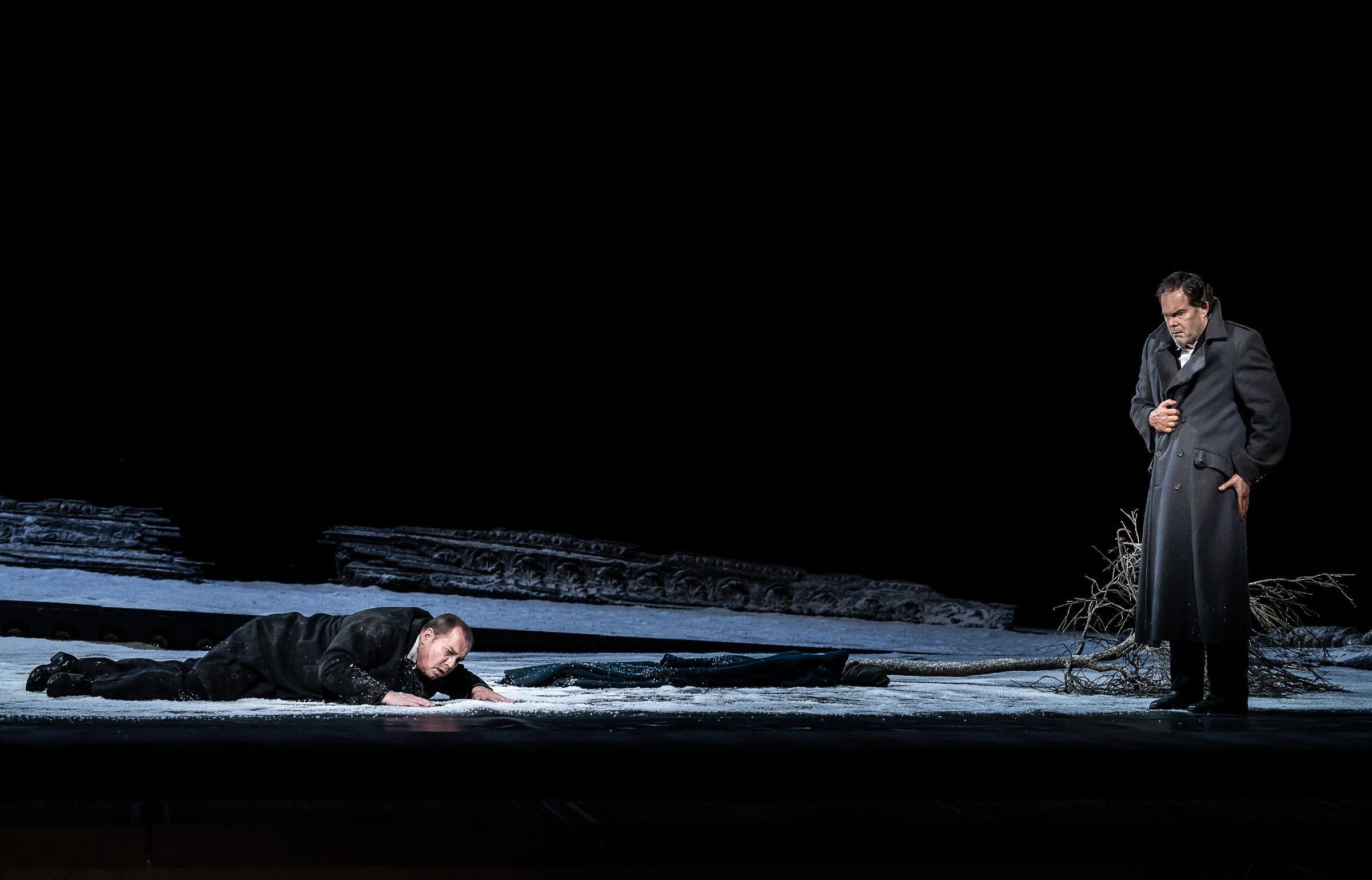 Stefan Vinke (Tannhäuser) and Gerald Finley (Wolfram von Eschenbach) &copy; ROH | Clive Barda