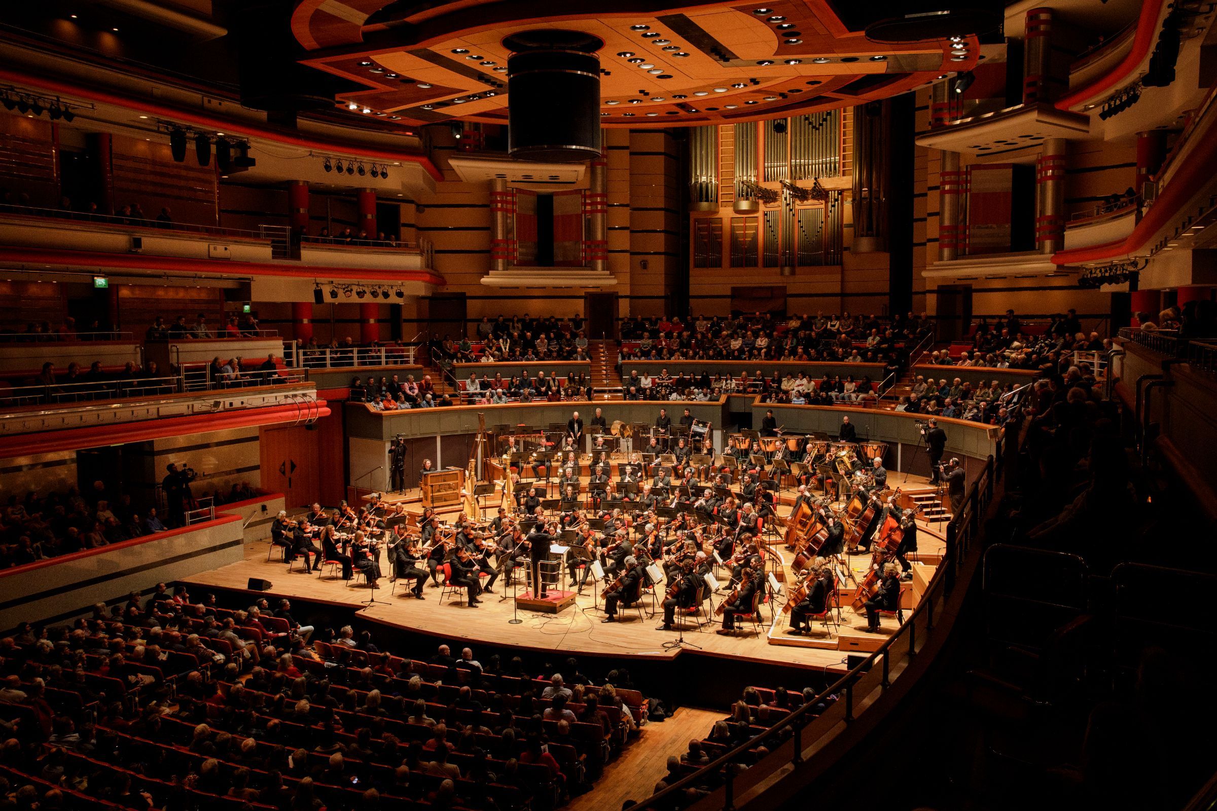 The CBSO in Symphony Hall © City of Birmingham Symphony Orchestra