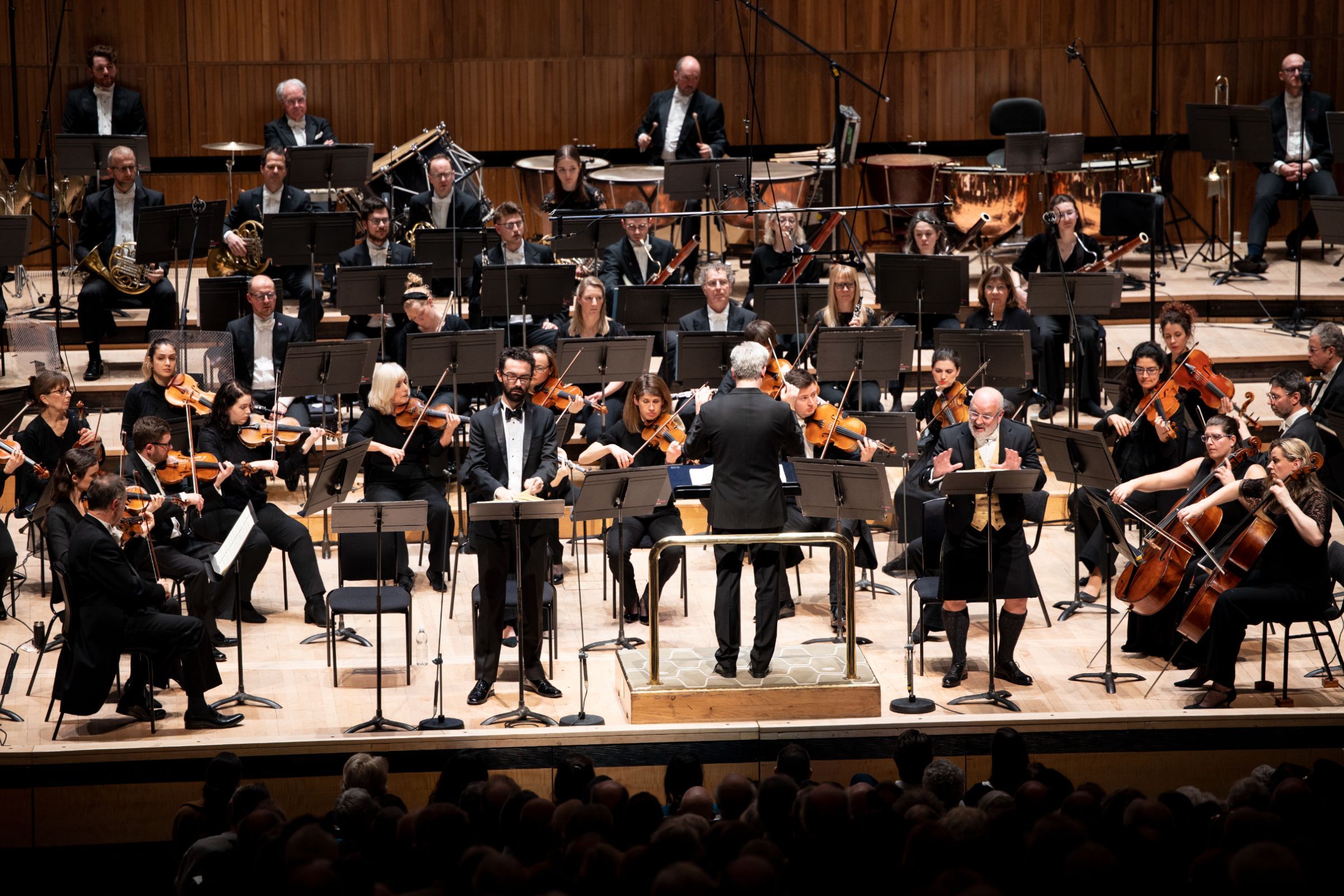 John Irvin and Christopher Purves with Edward Gardner and the LPO &copy; London Philharmonic Orchestra