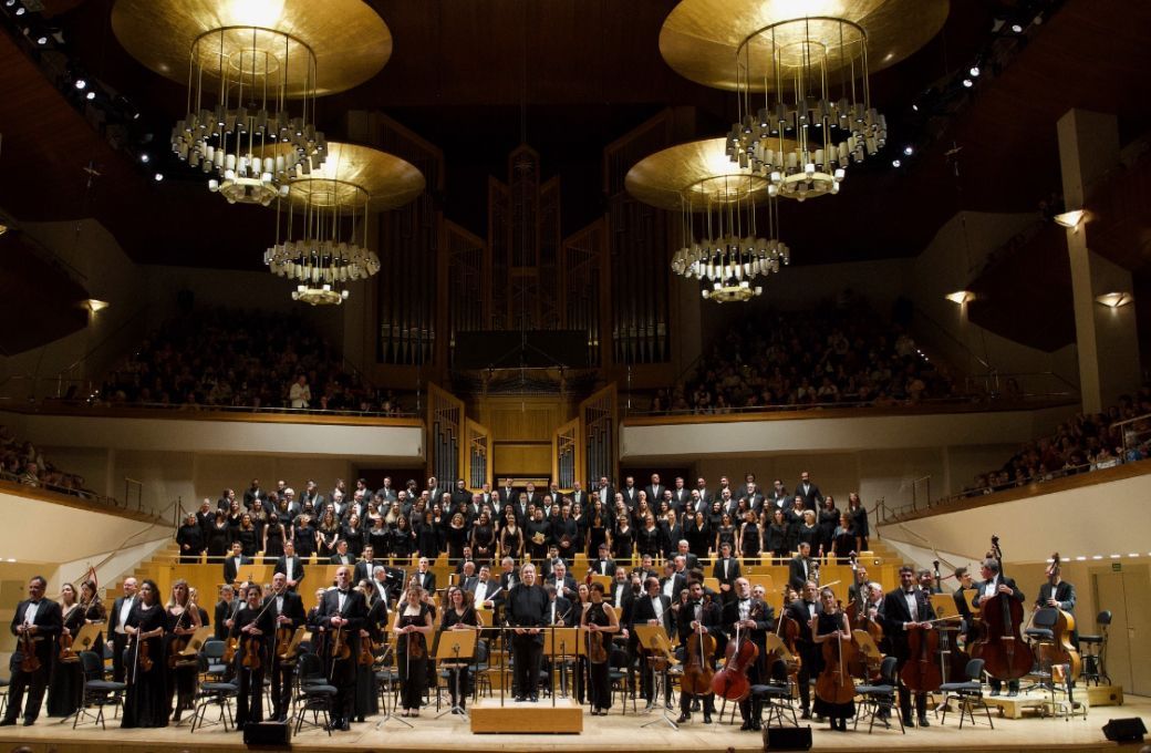 La Orquesta y Coro Nacionales en el Auditorio Nacional con Antoni Ros Marbà © Orquesta y Coro Nacionales de España