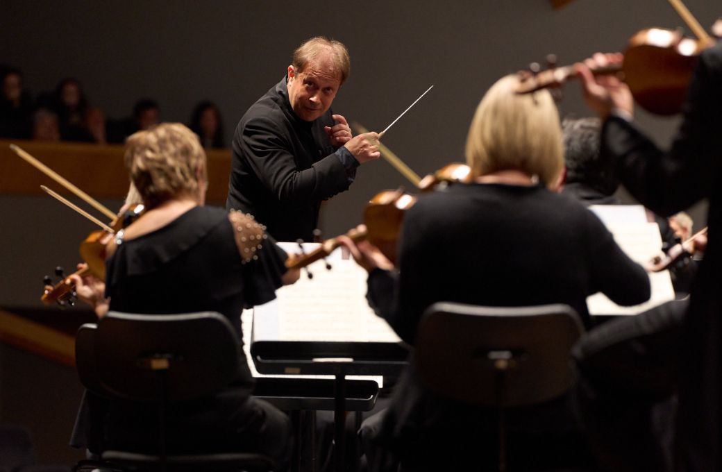Ludovic Morlot al frente de la Orquesta Sinfónica de Galicia © Orquesta Sinfónica de Galicia