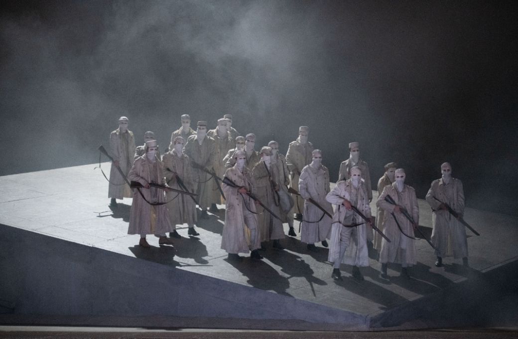 <i>Carmen</i> au Staatsoper Unter den Linden &copy; Monika Rittershaus