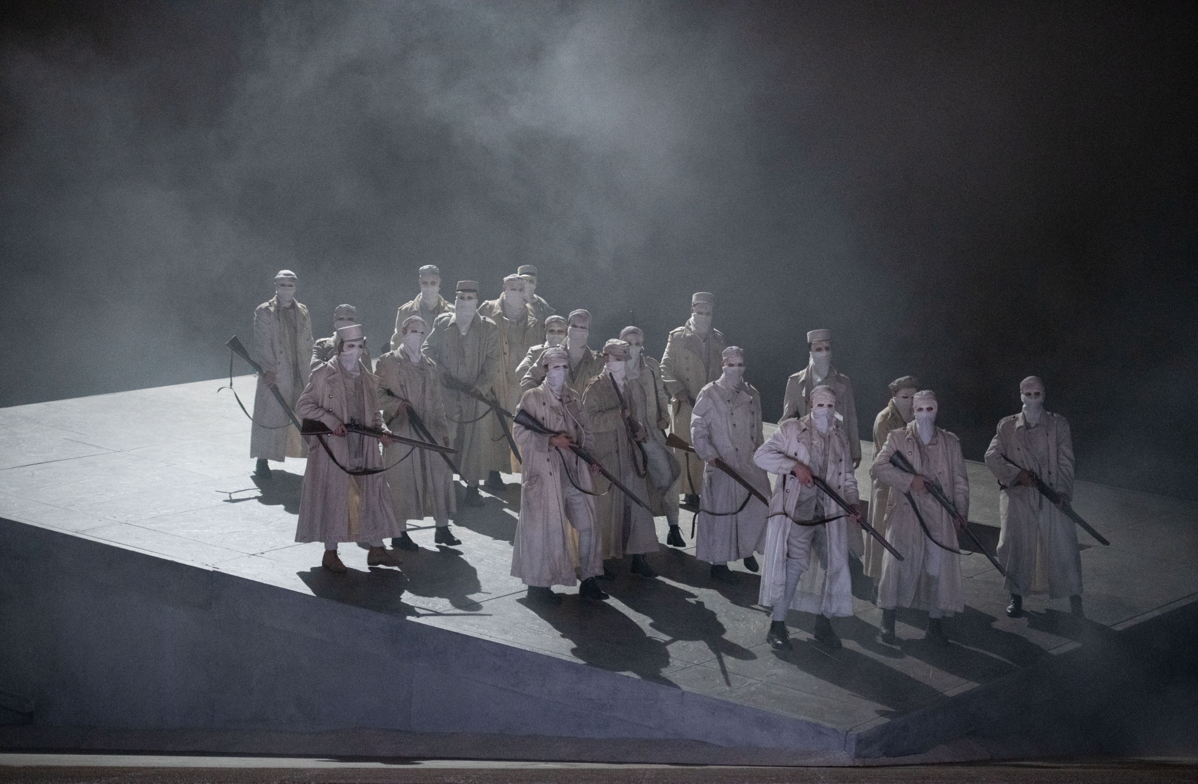 <i>Carmen</i> au Staatsoper Unter den Linden &copy; Monika Rittershaus