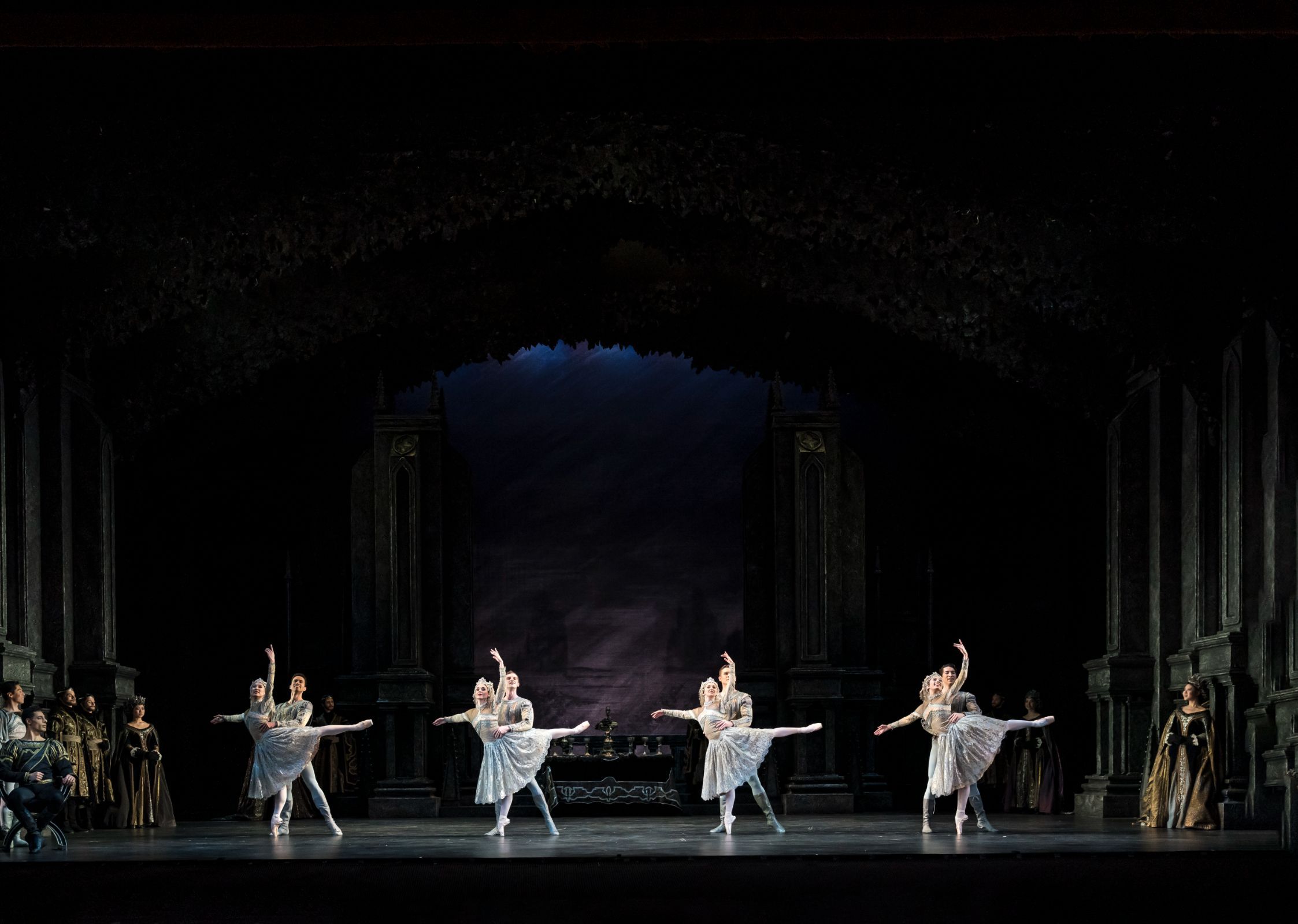 Birmingham Royal Ballet in <i>Swan Lake</i> Act 1 © Bill Cooper