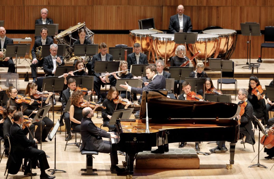 Kirill Gerstein, Nikolaj Szeps-Znaider and the London Philharmonic Orchestra &copy; London Philharmonic Orchestra