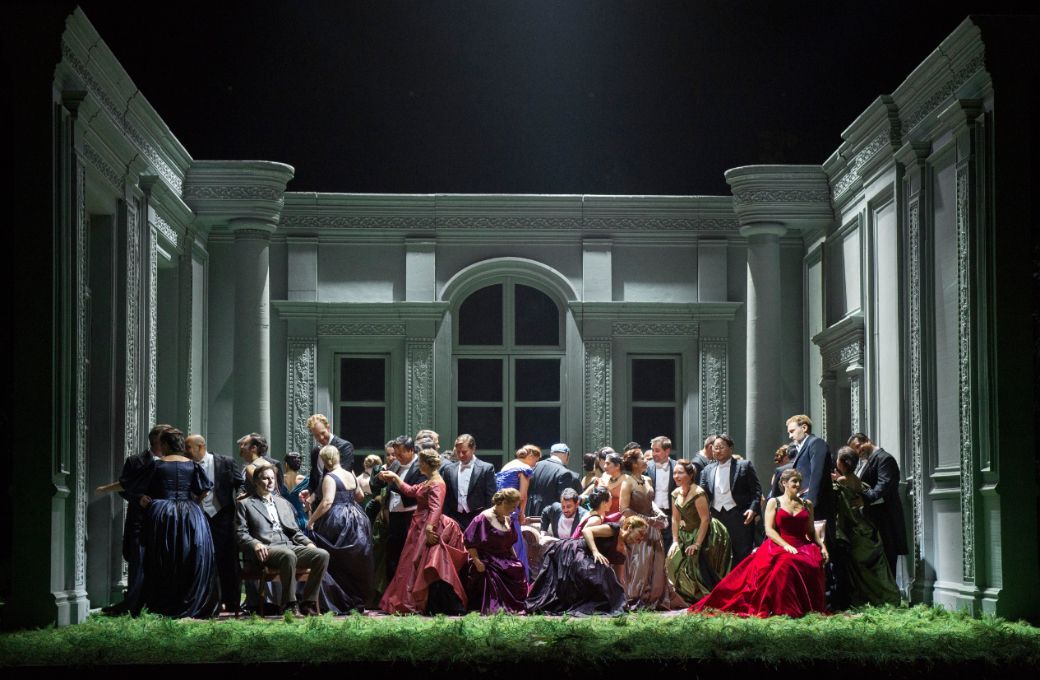 <i>Eugene Onegin</i>, Act 3 &copy; Monika Rittershaus (2017)