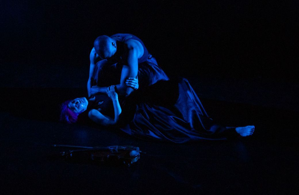 Dav&oacute;ne Tines and Jennifer Koh &copy; Ellen Qbertplaya