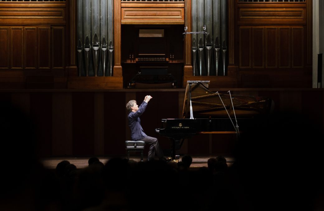 Paul Lewis &copy; Singapore Symphony Orchestra | Yong Junyi