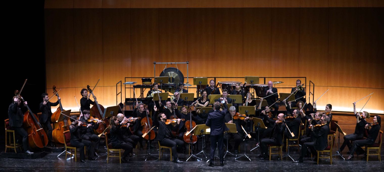 La Mahler Chamber Orchestra con Pablo Heras-Casado al frente &copy; Javier del Real | Teatro Real