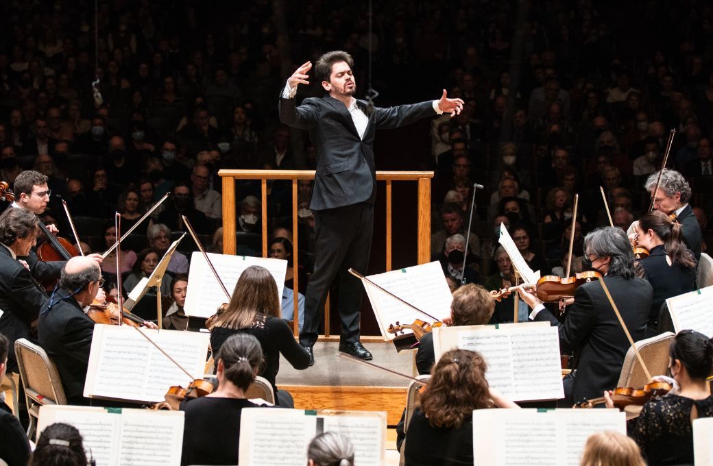 Lahav Shani conducts the Boston Symphony Orchestra &copy; Robert Torres