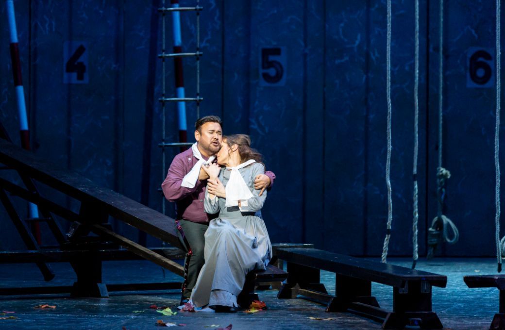 <i>Lucia di Lammermoor</i> &agrave; l'Op&eacute;ra Bastille &copy; &Eacute;milie Brouchon / Op&eacute;ra national de Paris