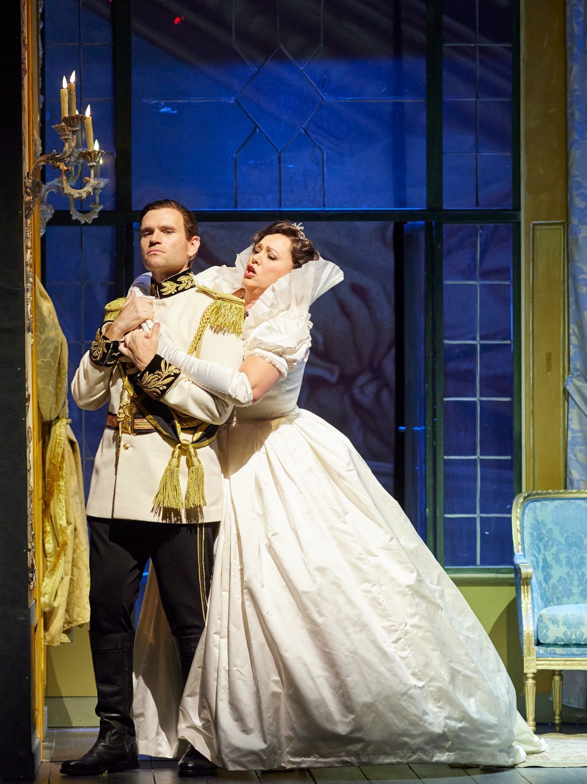 Michael Fabiano (Maurizio) and Carmen Topciu (Princesse de Bouillon) &copy; Keith Saunders