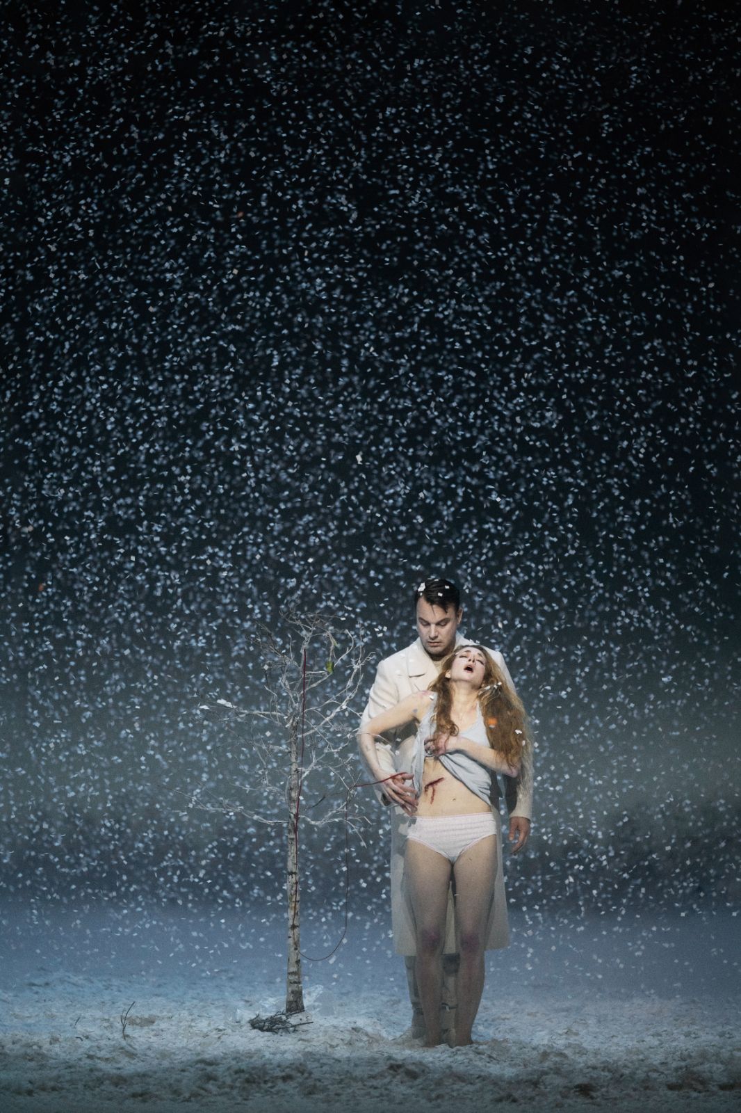 Pavel Černoch (Apollo) and Vera-Lotte Boecker (Daphne) &copy; Monika Rittershaus