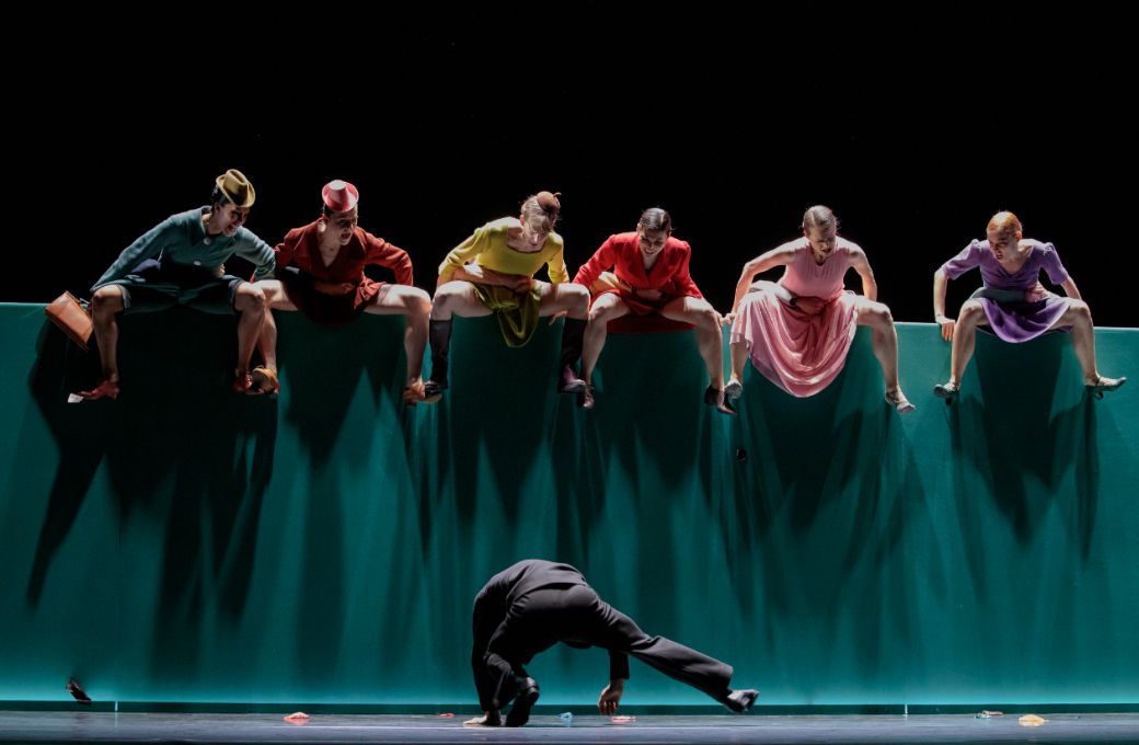 Staatsballett Berlin in Mats Ek's <i>A Sort Of...</i> © Yan Revazov