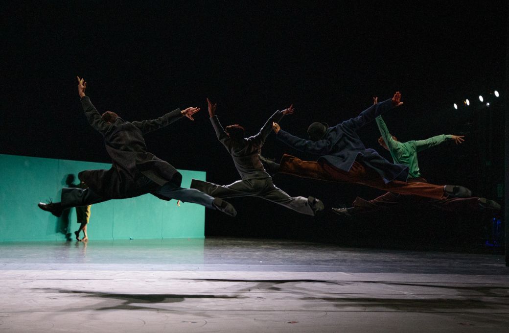 Staatsballett Berlin in Mats Ek's <i>A Sort Of...</i> © Yan Revazov