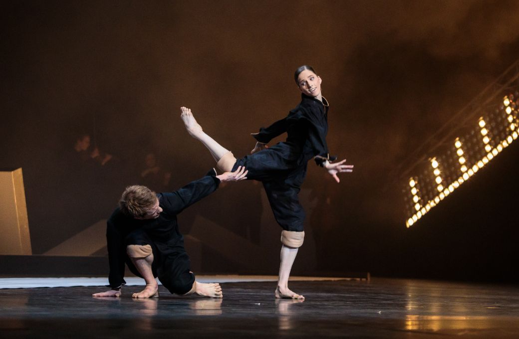 Marina Duarte and Archille De Groeve, Staatsballett Berlin in Alexander Ekman's <i>Cacti</i> © Yan Revazov