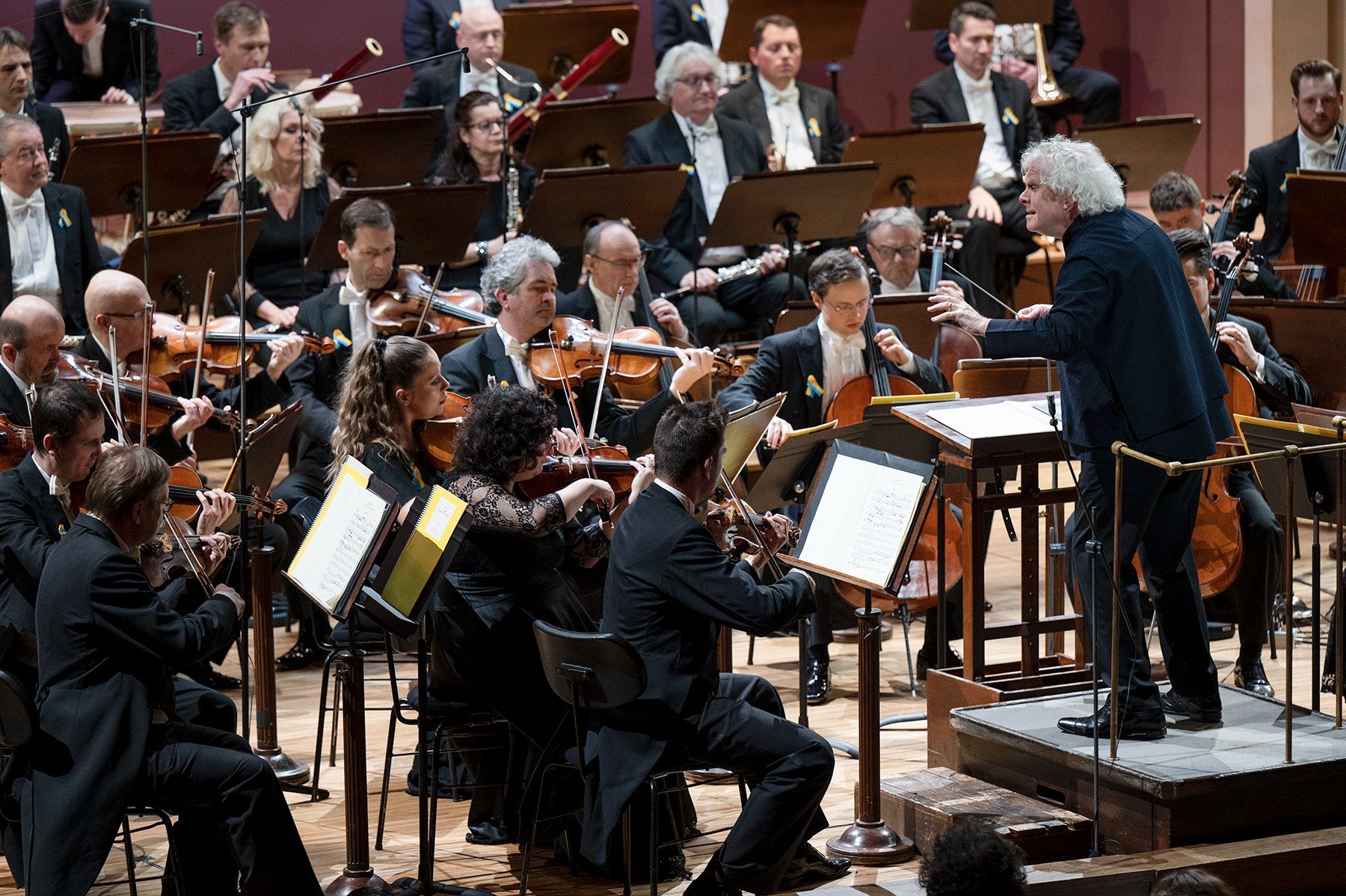 Simon Rattle and the Czech Philharmonic © Petr Kadlec