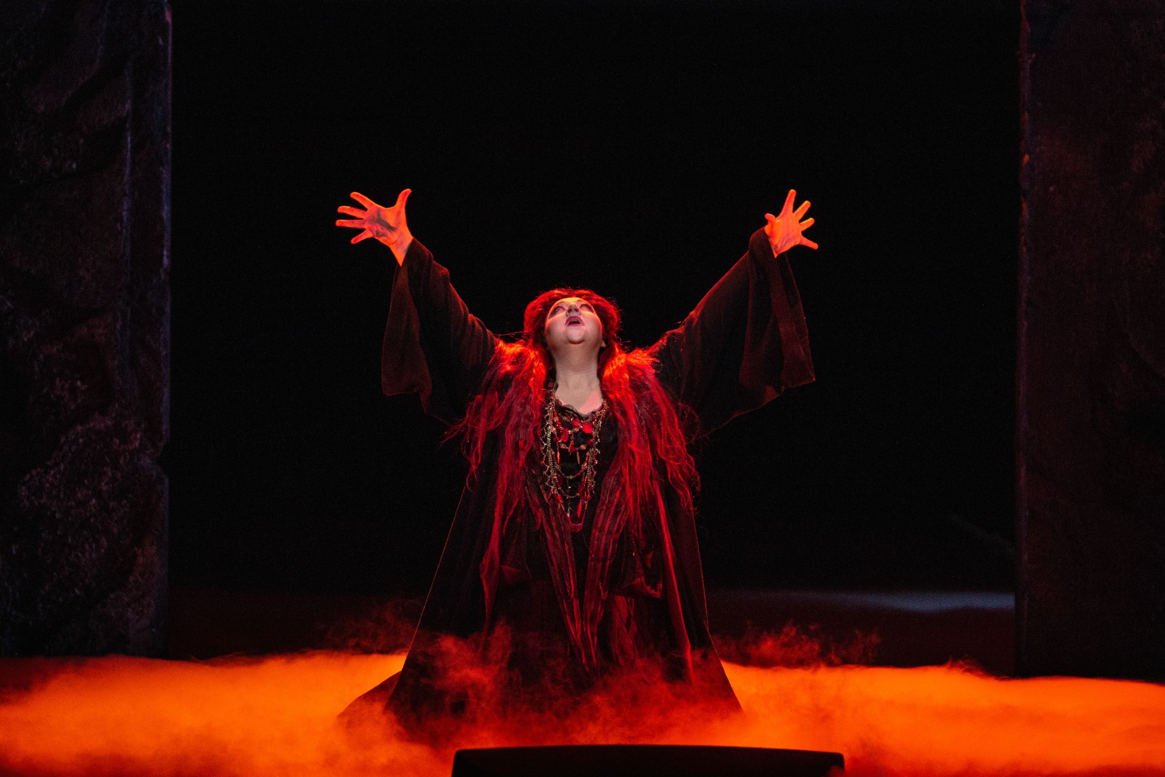 Christine Goerke (Ortrud) &copy; Marty Sohl | Met Opera