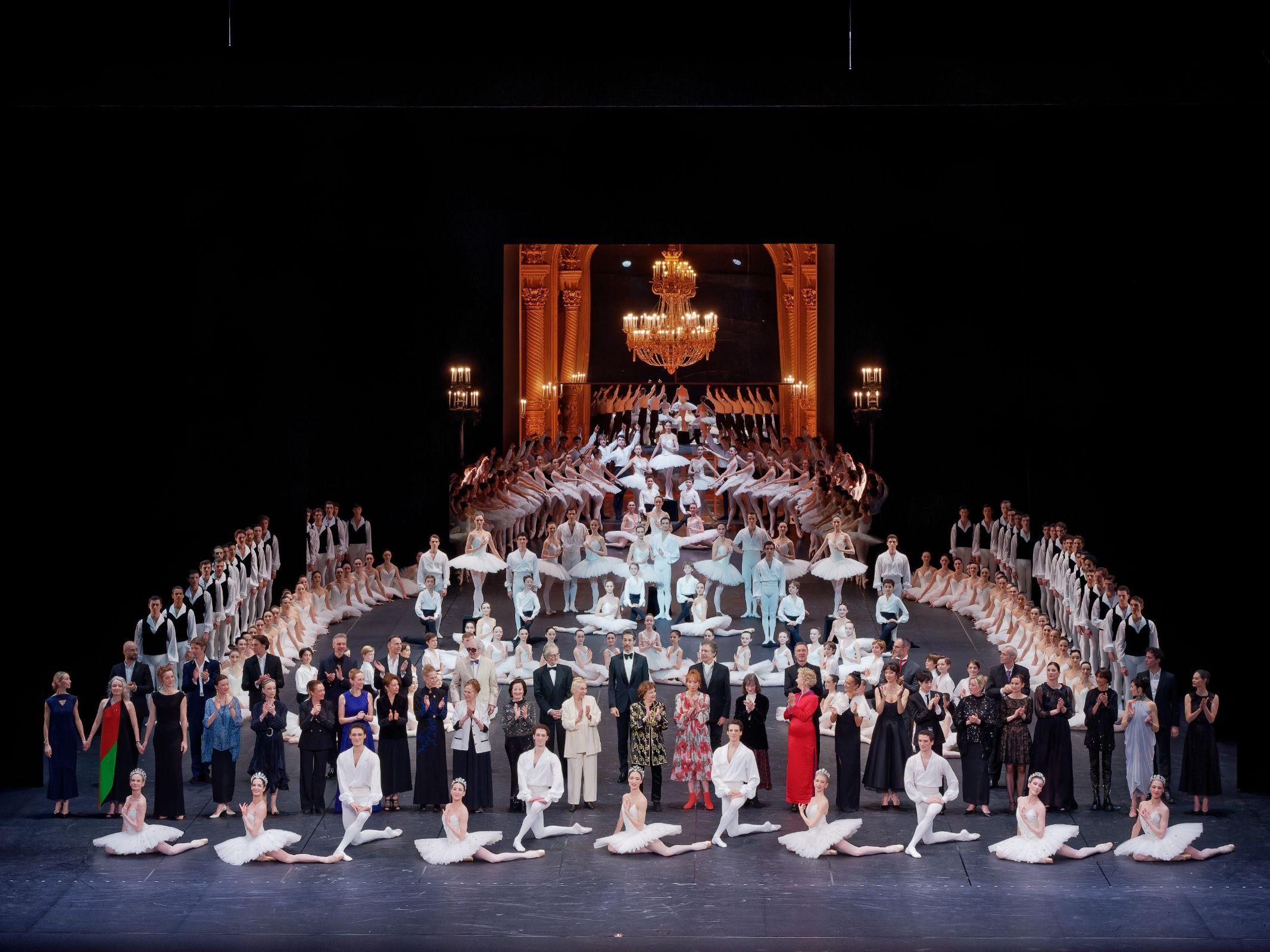The Ballet de l’Opéra de Paris with all its stars © Agathe Poupeney / Opéra national de Paris