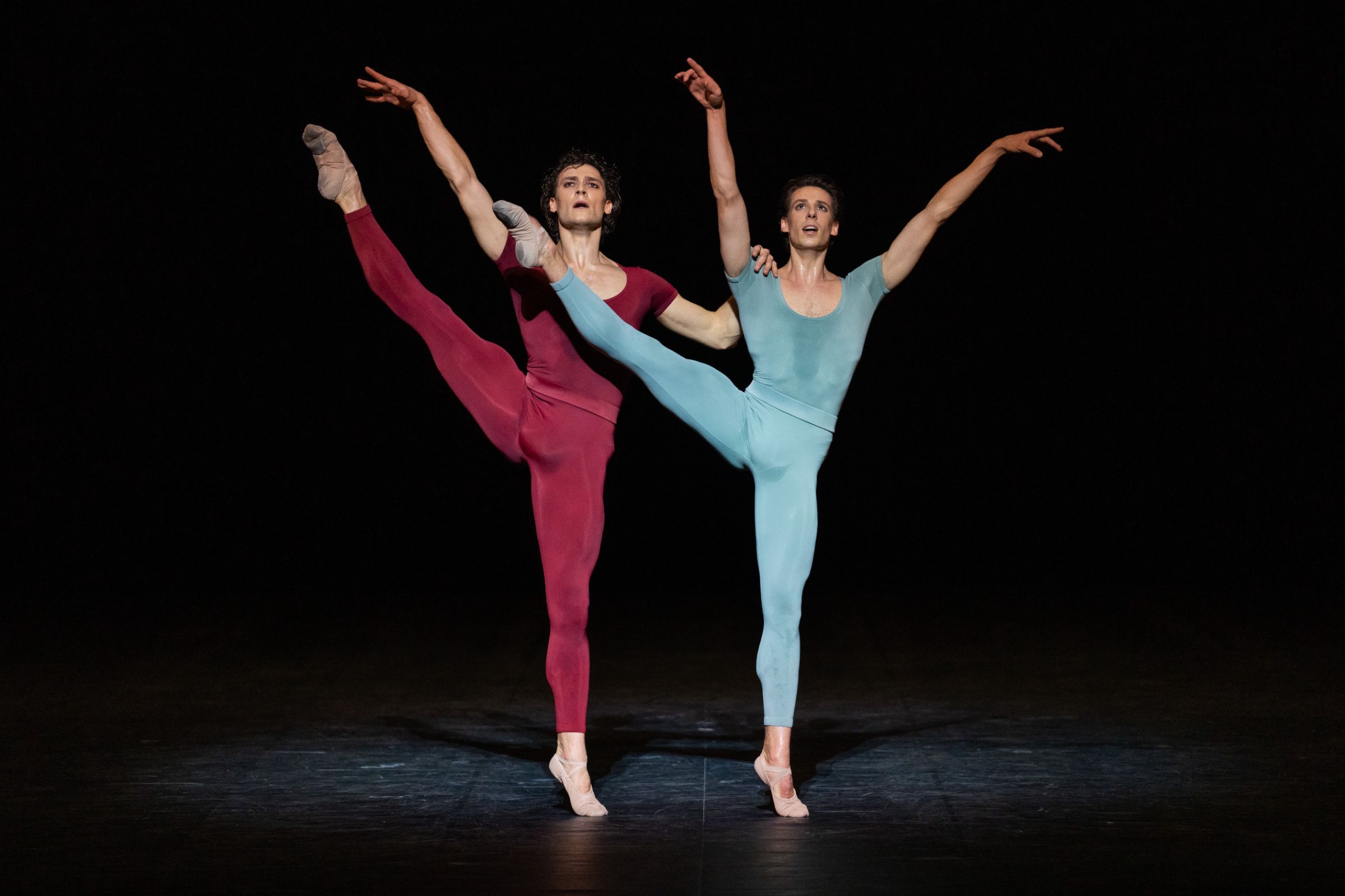 <i>Le Chant du compagnon errant</i>, by Hugo Marchand and Germain Louvet © Yonathan Kellerman / Opéra national de Paris