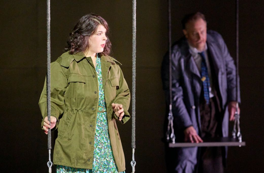 Christa Mayer (Brangäne) und Iain Paterson (Kurwenal) © Wiener Staatsoper | Michael Pöhn