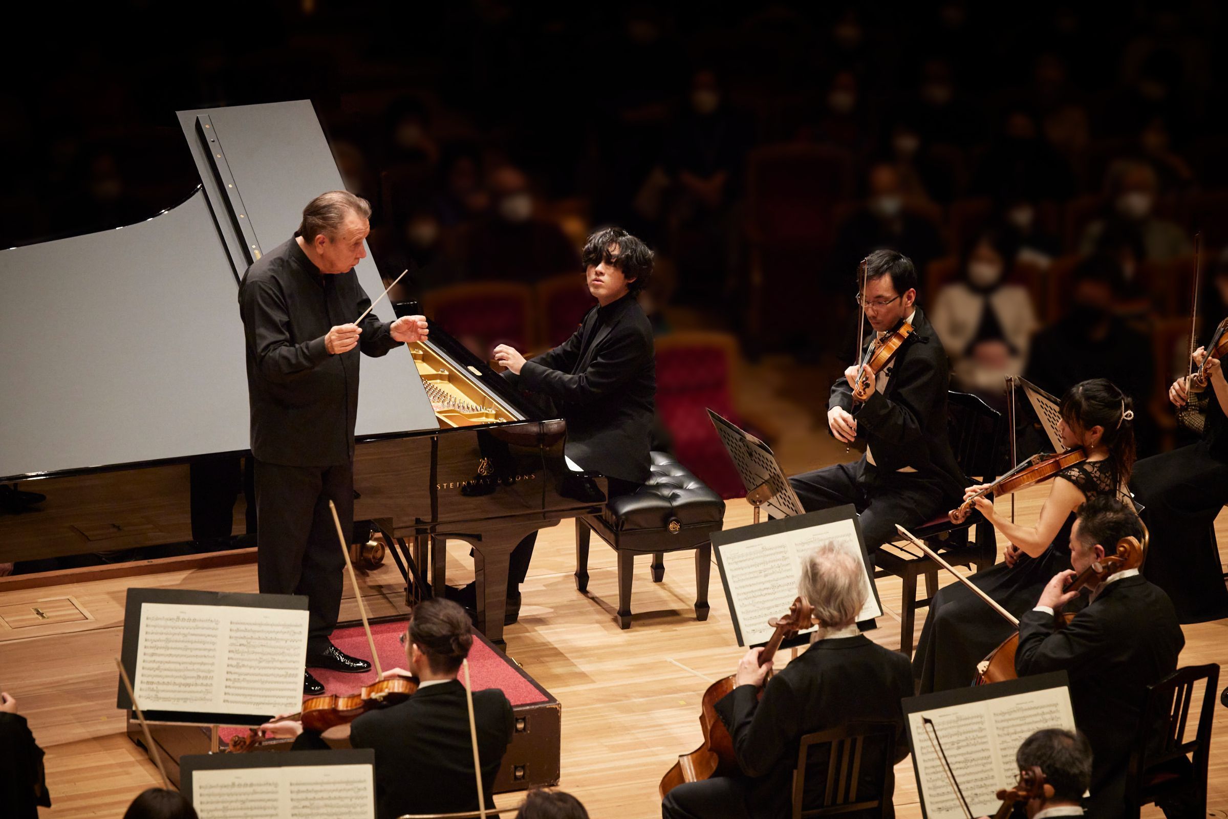 Mikhail Pletnev and Yunchan Lim &copy; Takafumi Ueno | Tokyo Philharmonic