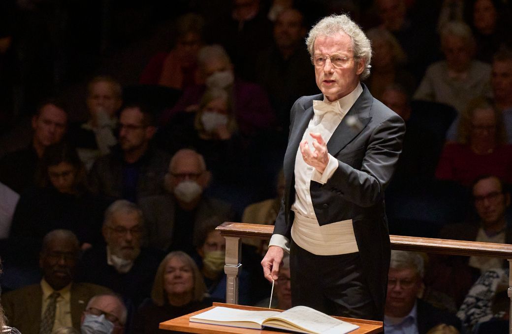 Franz Welser-Möst © Roger Mastroianni, courtesy of The Cleveland Orchestra