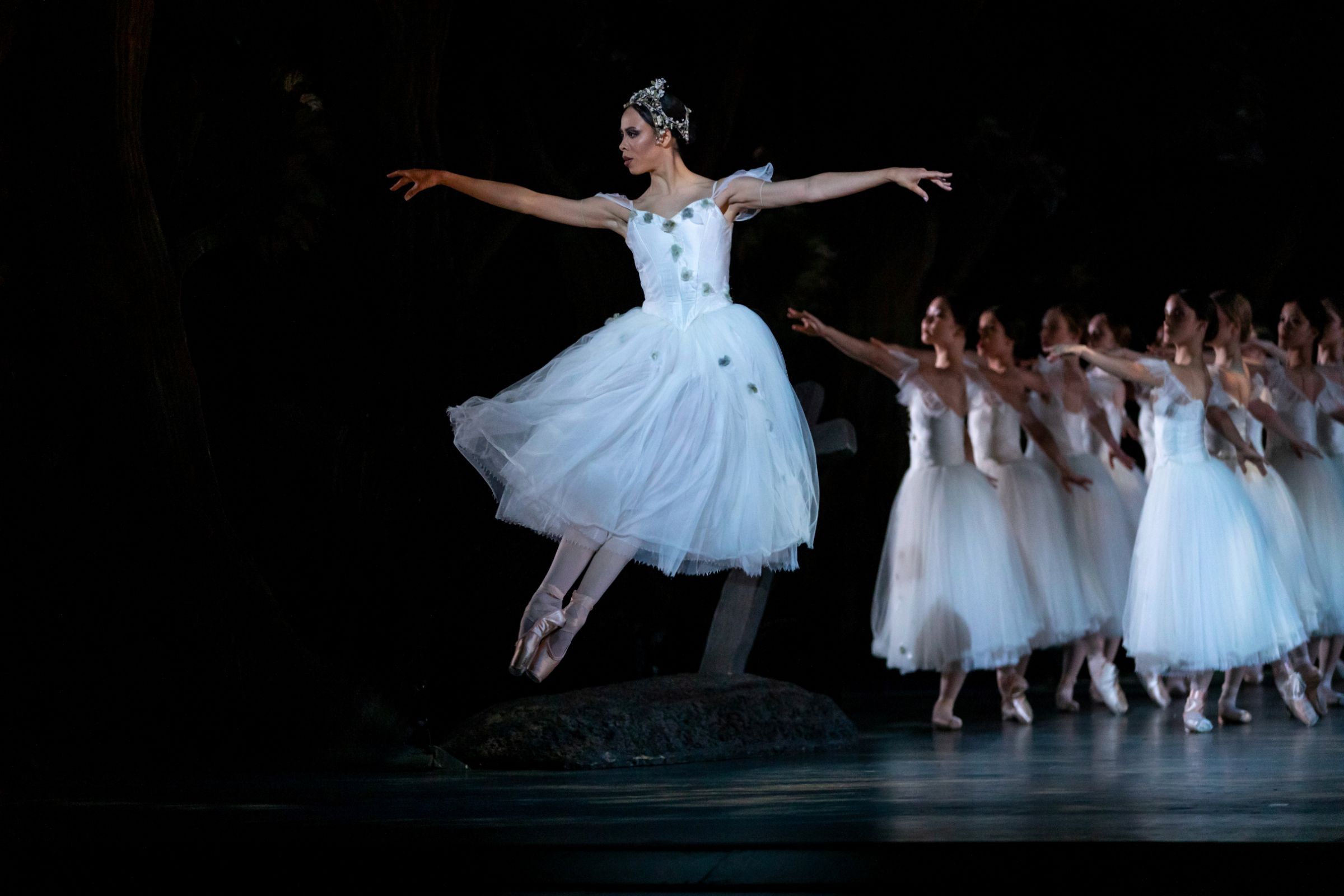 Nikisha Fogo as Myrtha in Helgi Tomasson's <i>Giselle</i> &copy; Lindsay Thomas