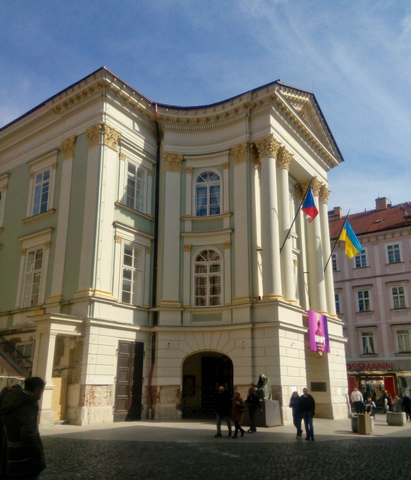 Prague Estates Theatre © Wikimedia Commons